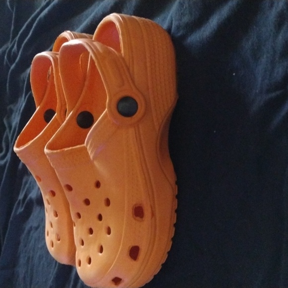 Crocs - Picture 7 of 9